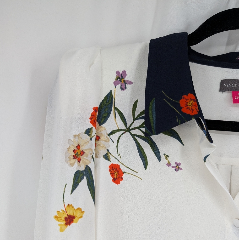 Vince Camuto Floral Print Collared Women's Semi Sheer Blouse Size Medium - Picture 5 of 8